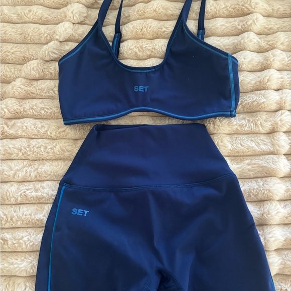 SET Active Pants - SET Navy Blue Sports Bra and Leggings RARE